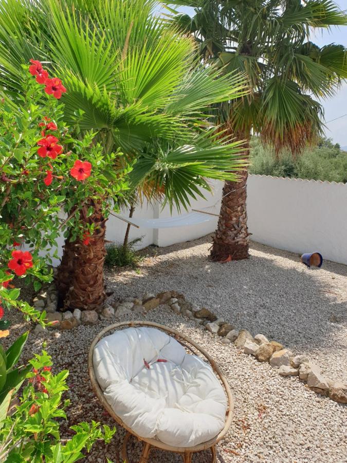 One Life Malaga Retreat 호텔 페리아나 외부 사진